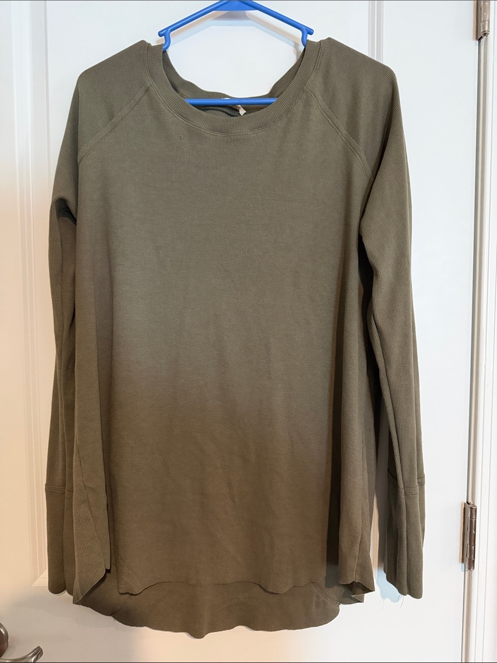 easel Olive Green Long Sleeve Women’s Tee